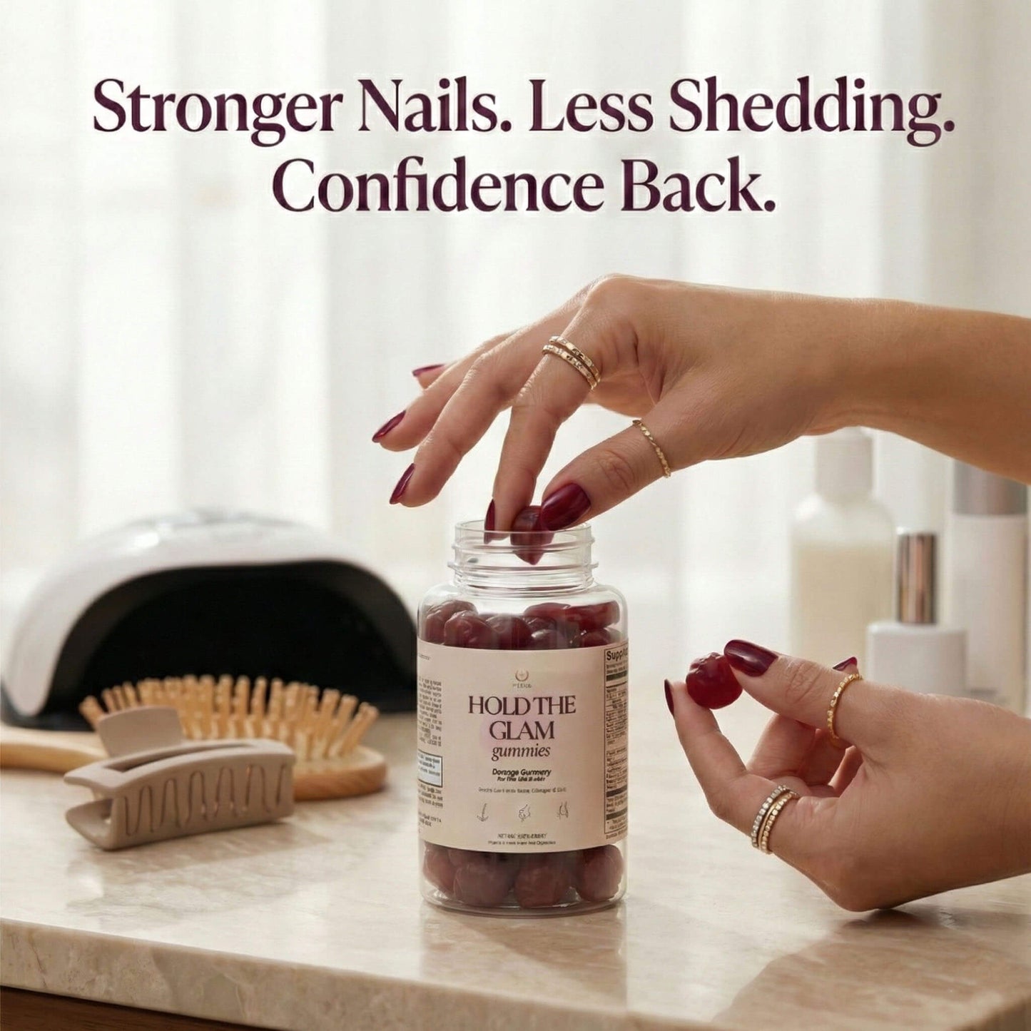 HOLD THE GLAM Gummies
